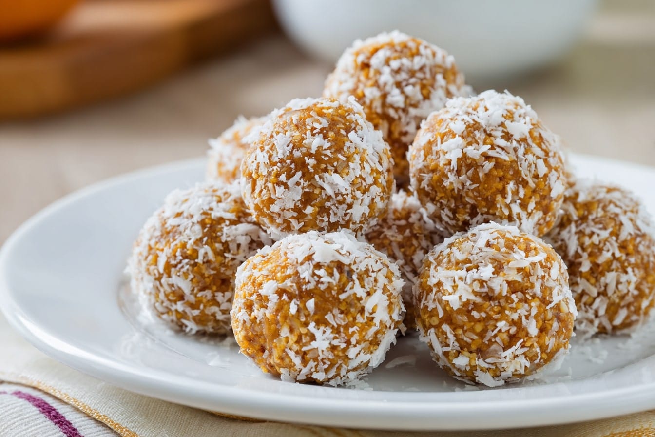 Pumpkin Spice Snack Balls