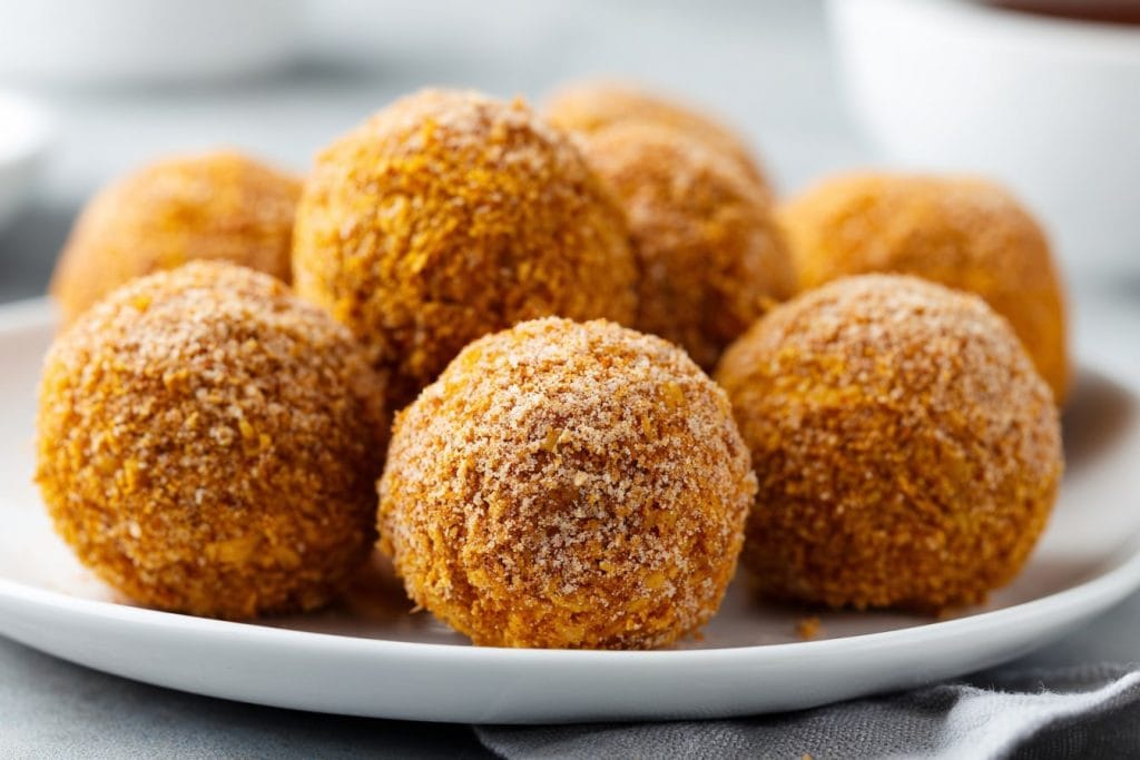 Pumpkin Spice Snack Balls