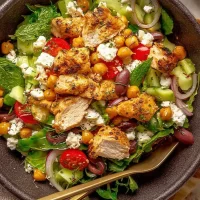 Delicious Greek Chicken Salad with Olives and Chickpeas