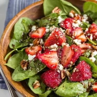 Fresh Strawberry Spinach Salad with Balsamic Dressing