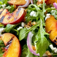 Grilled Peach and Arugula Salad – Fresh Summer Flavor