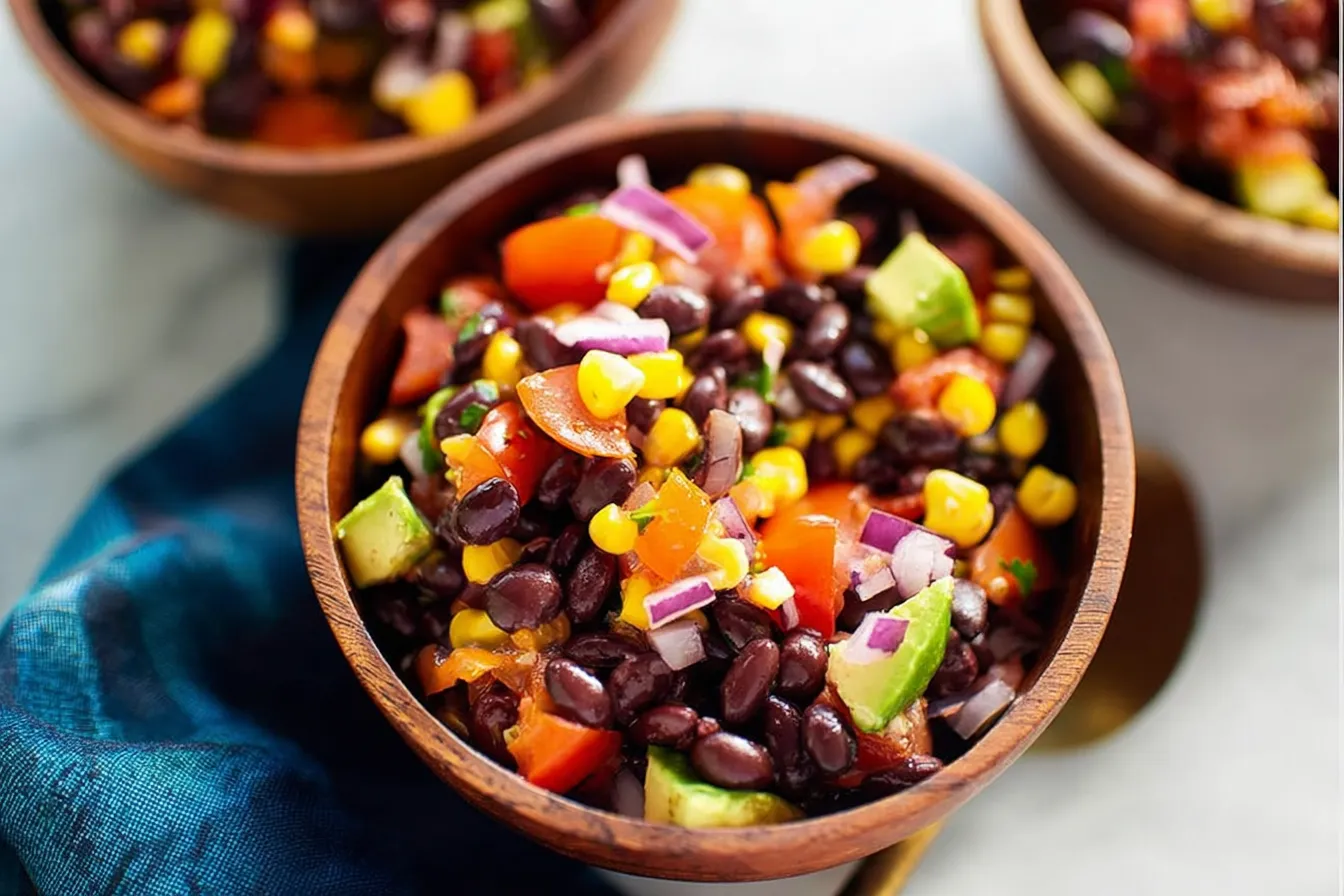 Delicious Southwest Black Bean Salad in a Colorful Bowl