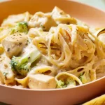 Creamy Chicken Alfredo Pasta with Fresh Parsley