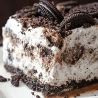 Oreo Ice Cream Cake: The Ultimate Treat You’ll Love! Oreo Ice Cream Cake - A Delicious Slice of Joy